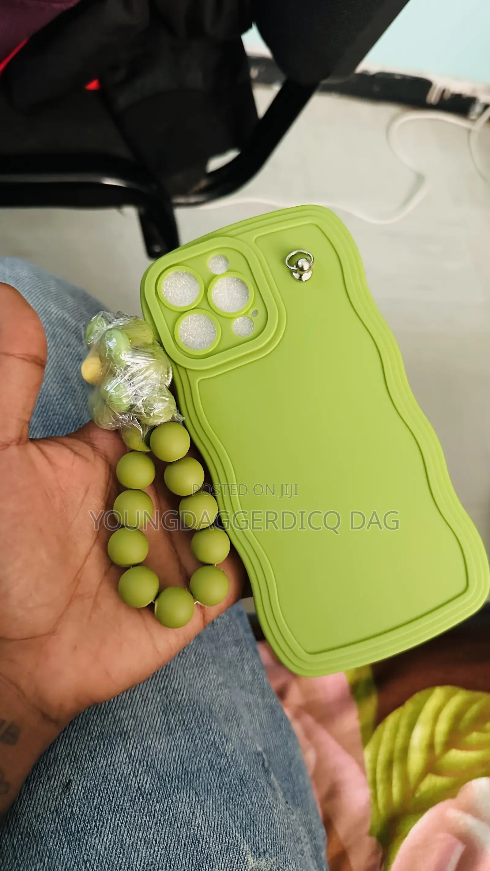 iPhone 13 Pro Max Cover