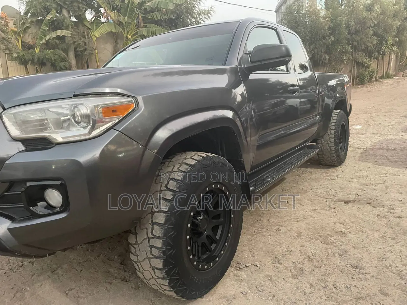 Toyota Tacoma 2017 Gray