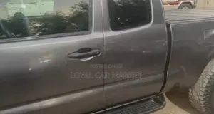 Toyota Tacoma 2017 Gray