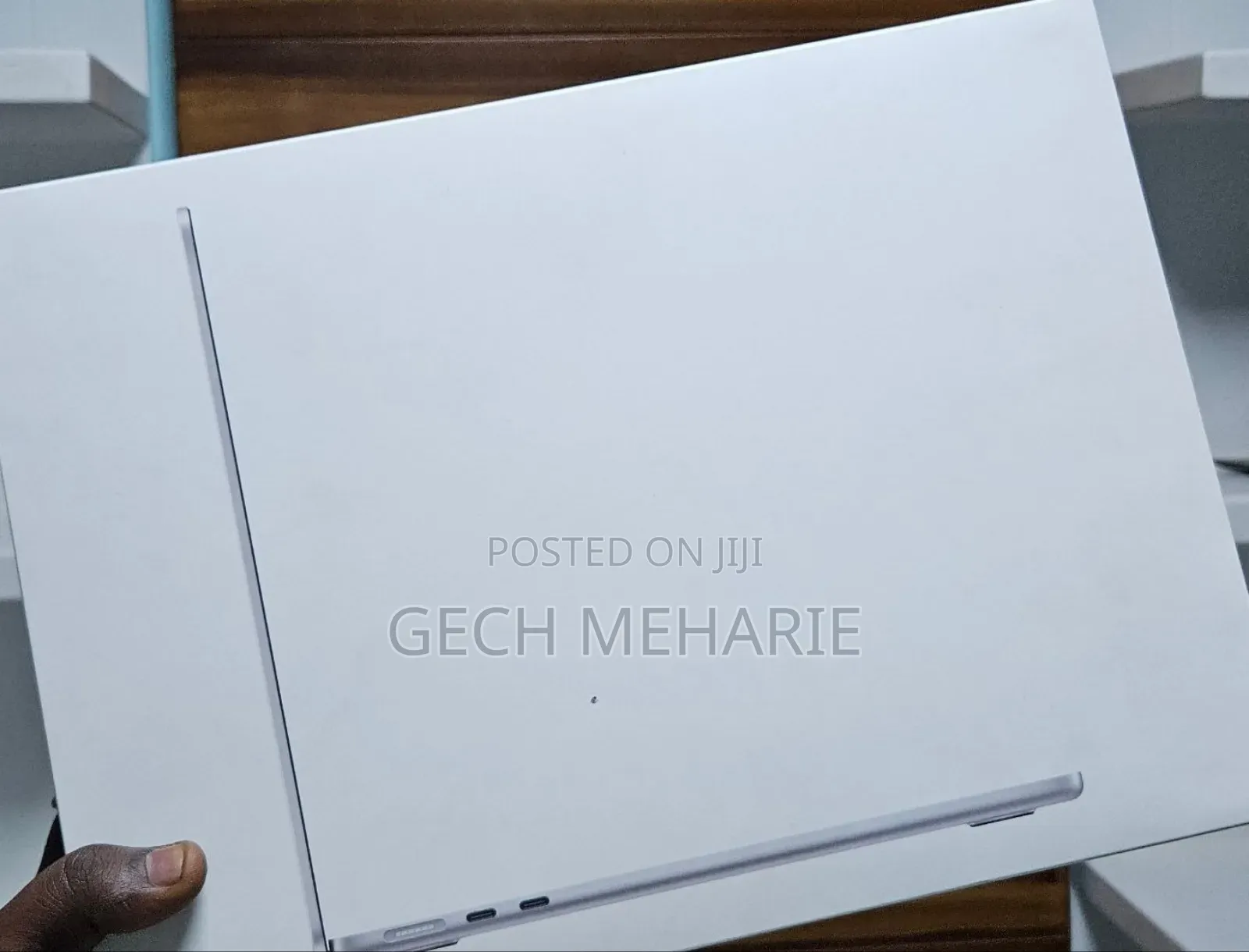 New Laptop Apple MacBook Air 2025 M4 13-Inch 16GB Apple M4 SSD 1T