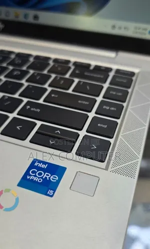 New Laptop HP EliteBook 840 G8 16GB Intel Core I5 SSD 512GB