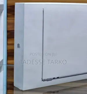 New Laptop Apple MacBook Air 2025 M4 13-inch 16GB Apple M4 SSD 1T