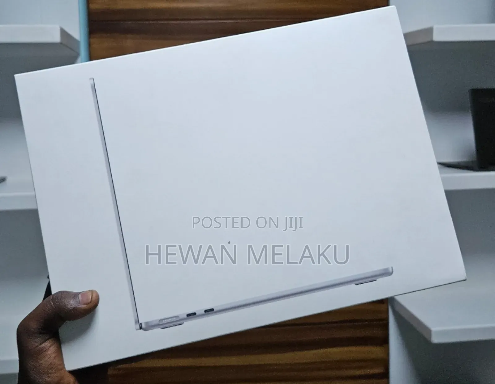 New Laptop Apple MacBook Air 2025 M4 13-Inch 16GB Apple M4 SSD 1T