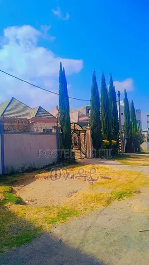 3bdrm Villa in Bole for sale