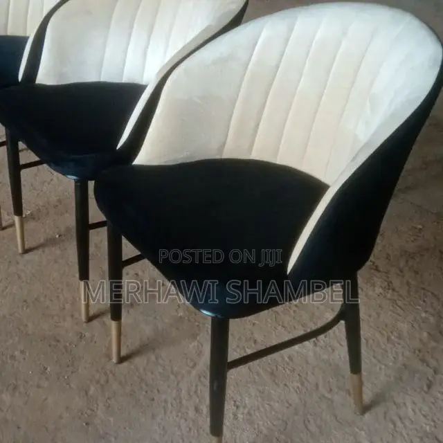 Cafe and Restaurant Chairs