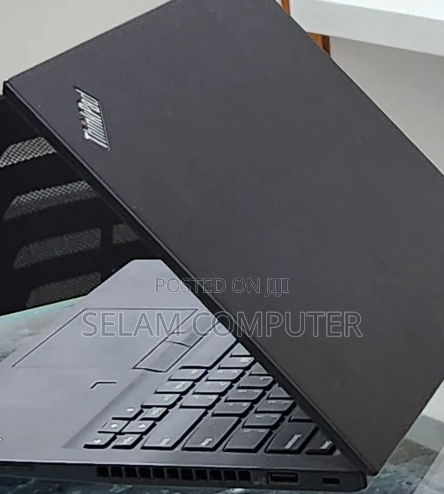 New Laptop Lenovo Thinkpad T490s 16GB AMD Ryzen 5 SSD 512GB