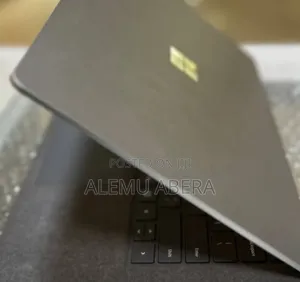 New Laptop Microsoft Surface 16GB Intel Core I7 SSD 256GB