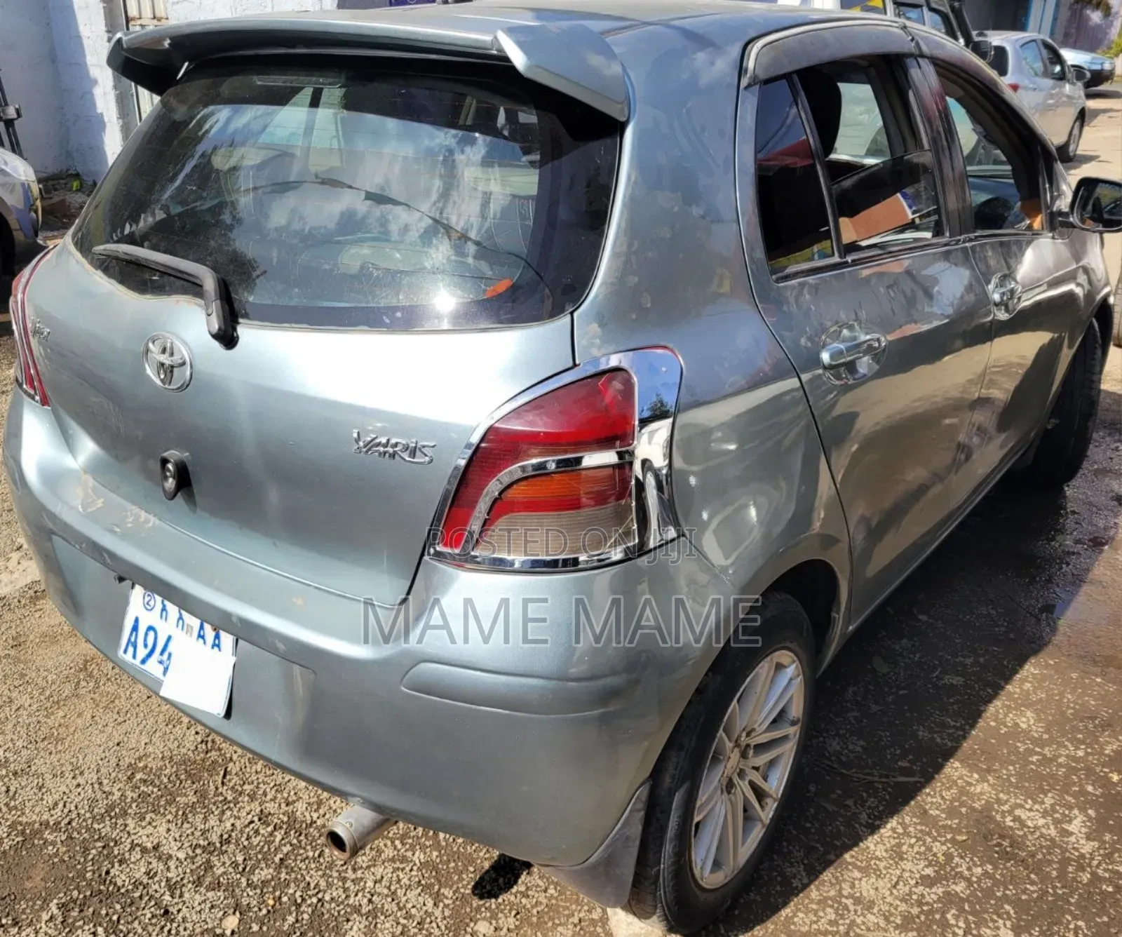 Toyota Yaris 2010 Silver