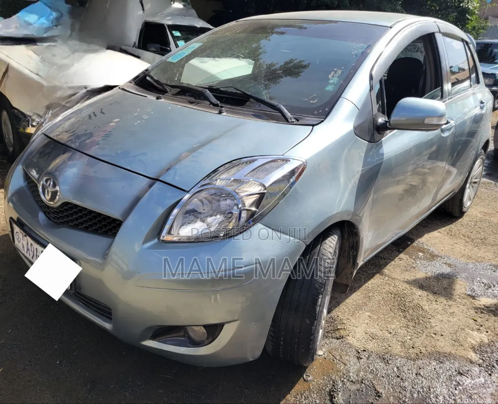 Toyota Yaris 2010 Silver