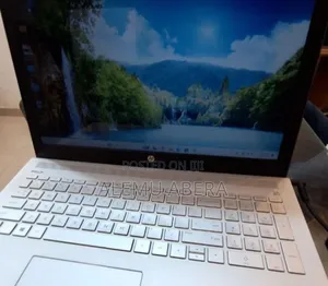 New Laptop HP Pavilion 15 8GB Intel Core I7 HDD 1T