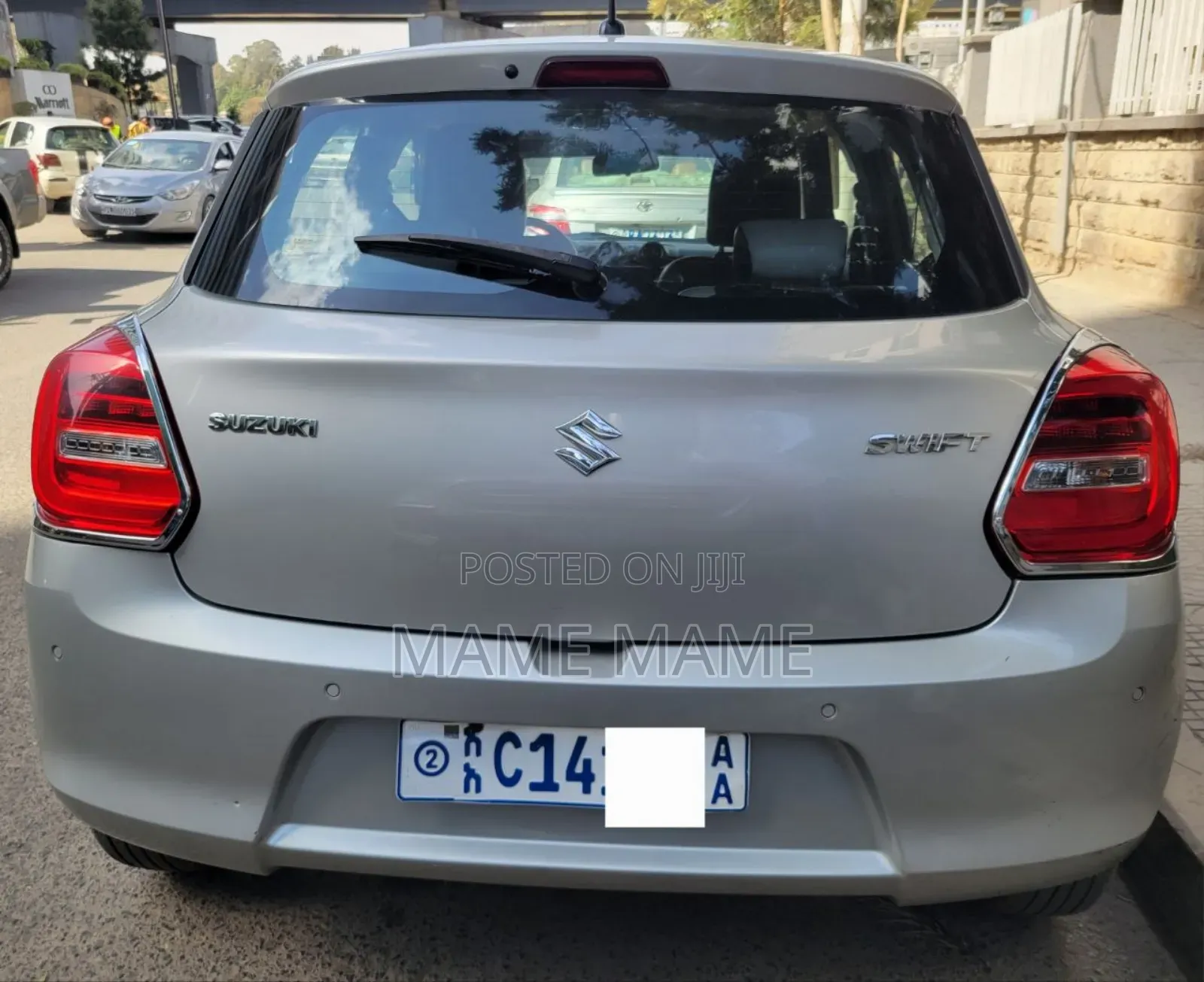 Suzuki Swift 2022 Silver