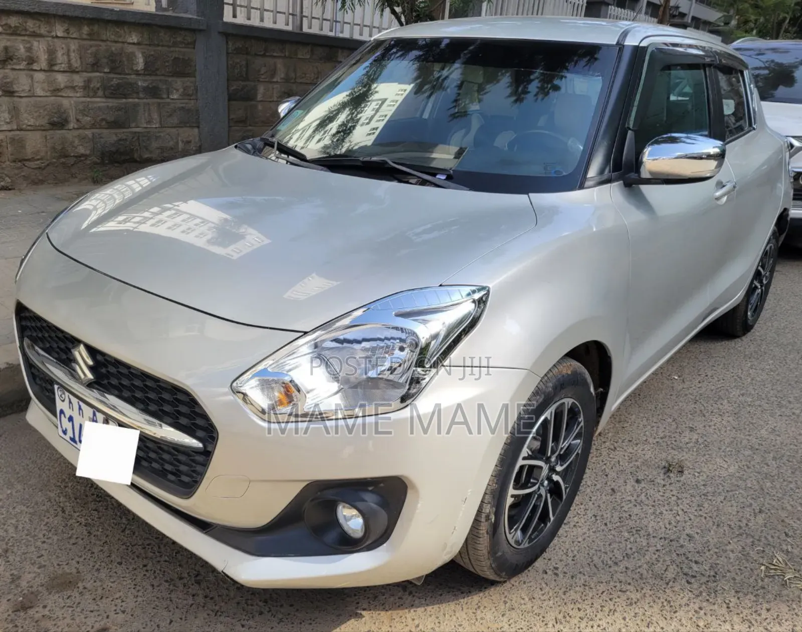 Suzuki Swift 2022 Silver