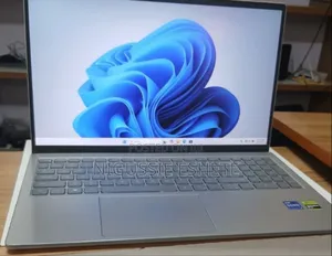 New Laptop Dell XPS 15 16GB Intel Core i7 SSD 1T