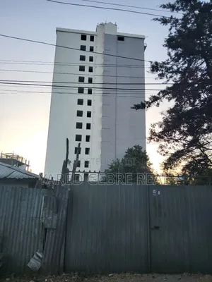 3bdrm Apartment in Cmc(Safari School, Yeka for sale