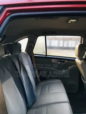 Lifan Abay 1.6 Hatchback FWD 2012 Red