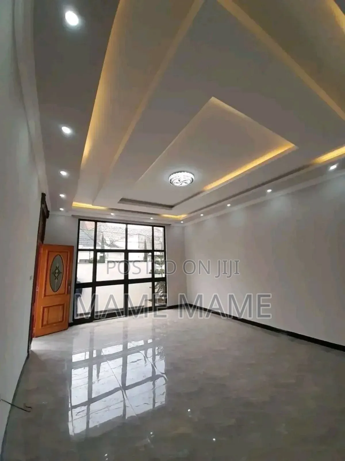7bdrm House in Addis Abeba, Bole for sale
