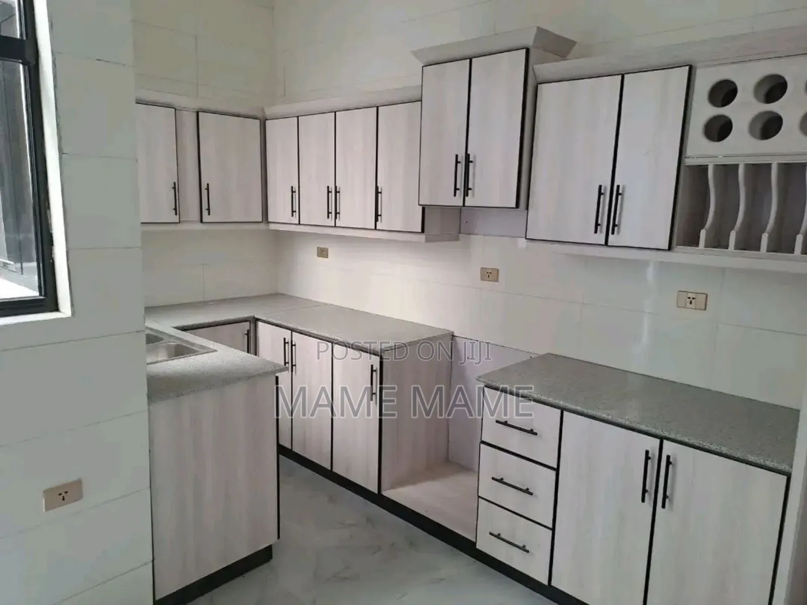 3bdrm Villa in Addis Abeba, Bole for sale