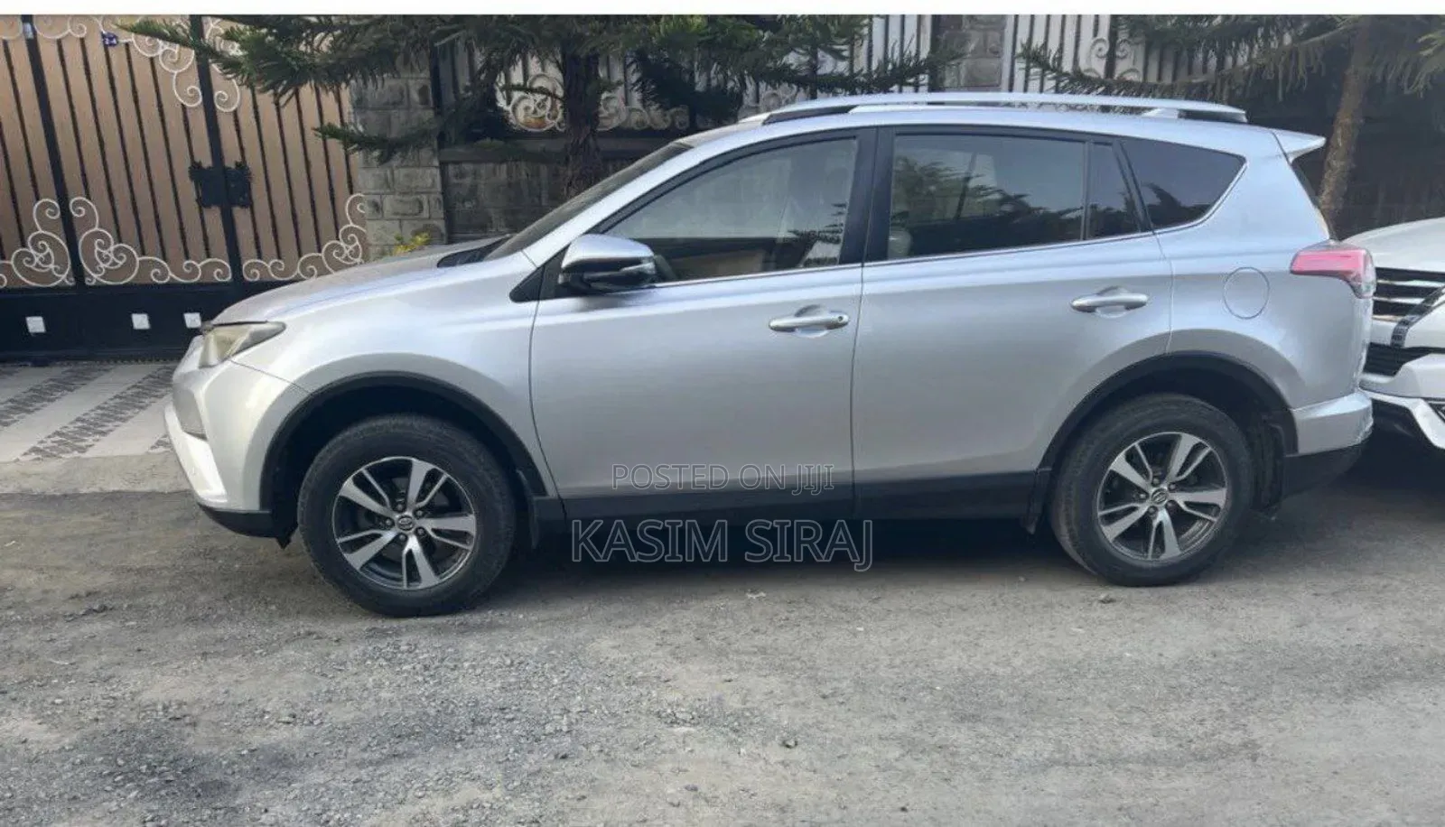 Toyota RAV4 LE AWD (2.5L 4cyl 6A) 2016 Silver