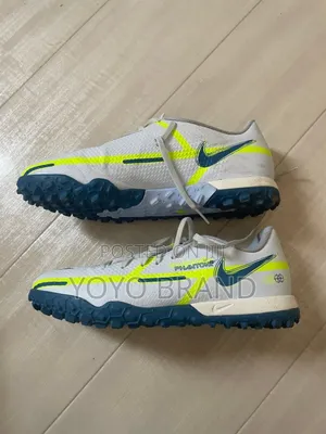 Nike Phantom Gt2 Acadamy Tf Foot Ball Shoes