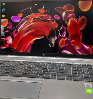 New Laptop HP Zbook Studio G7 16GB Intel Core I7 SSD 512GB