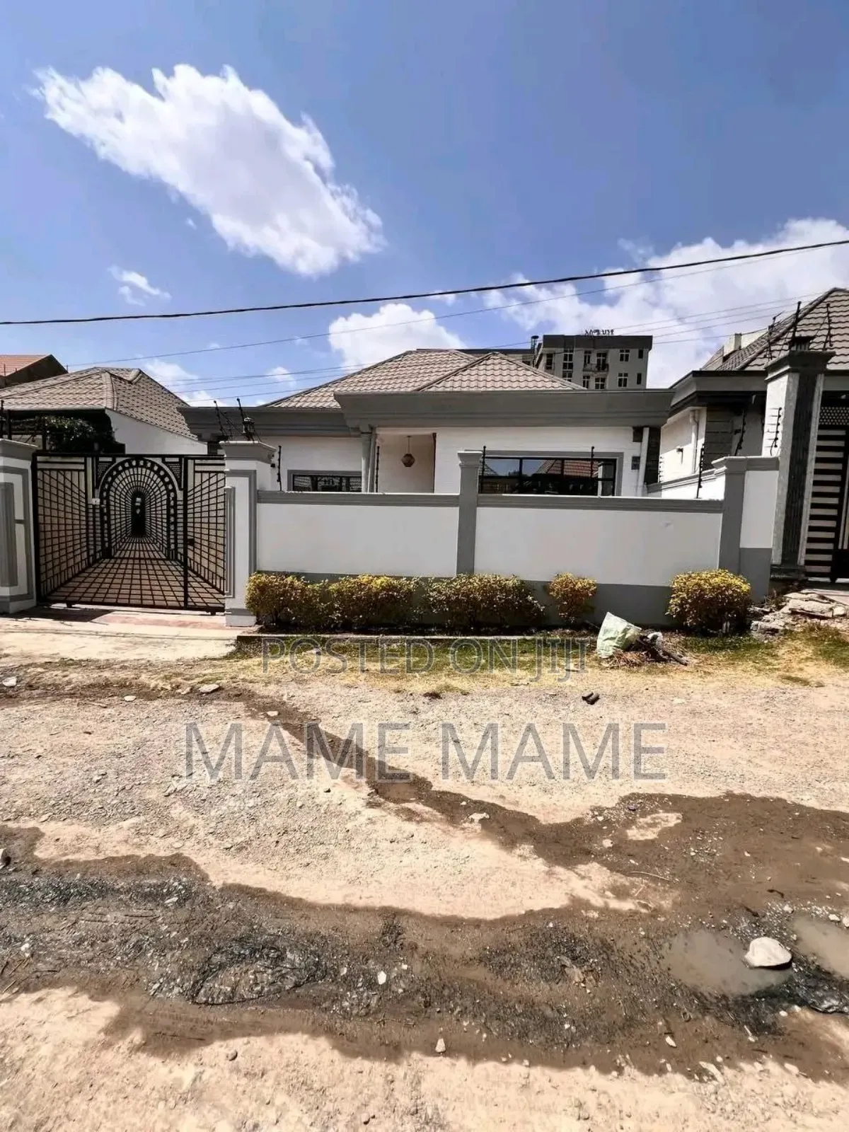 3bdrm House in Addis Abeba, Bole for sale