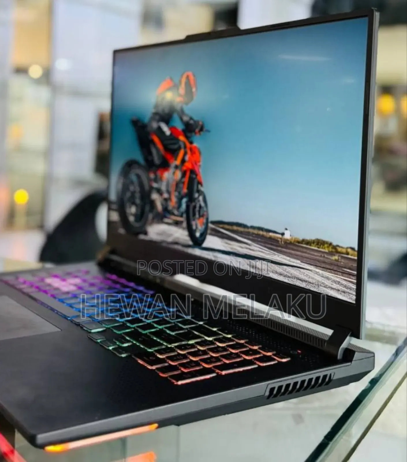 New Laptop Asus ROG Strix G17 16GB AMD Ryzen 9 SSD 1T