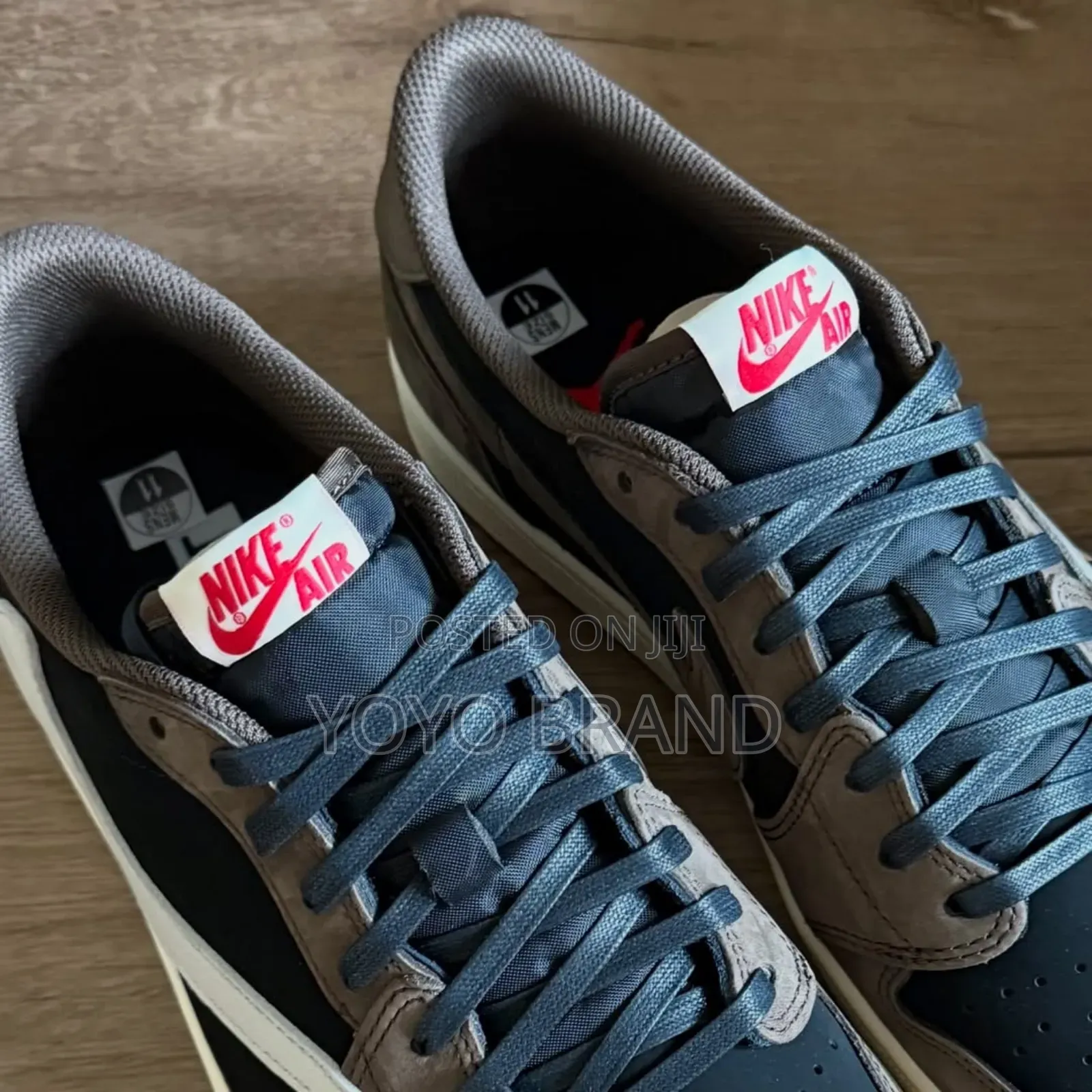 Nike Air Jordan 1 Low *Travis Mocha Fashion Sneaker