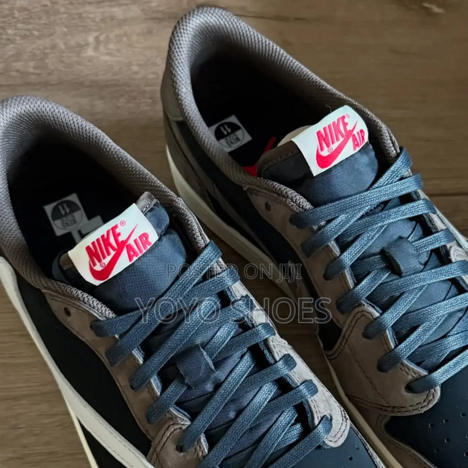 Nike Air Jordan 1 Low *Travis Mocha Fashion Sneaker