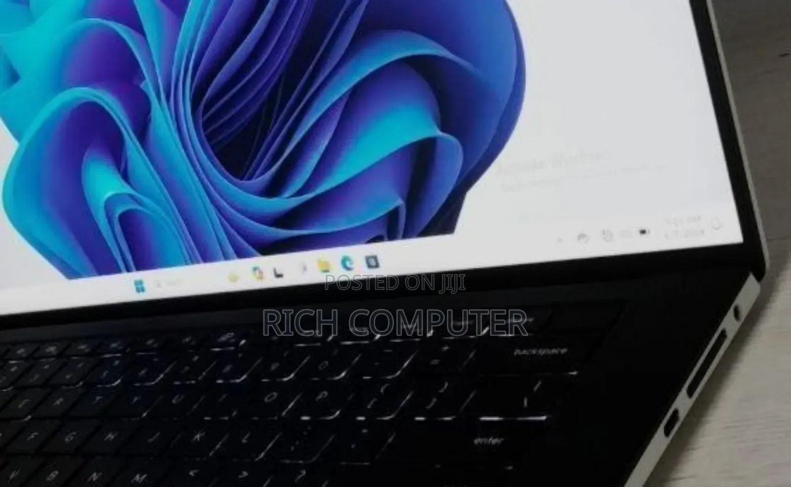 New Laptop Dell XPS 15 16GB Intel Core I7 SSD 512GB