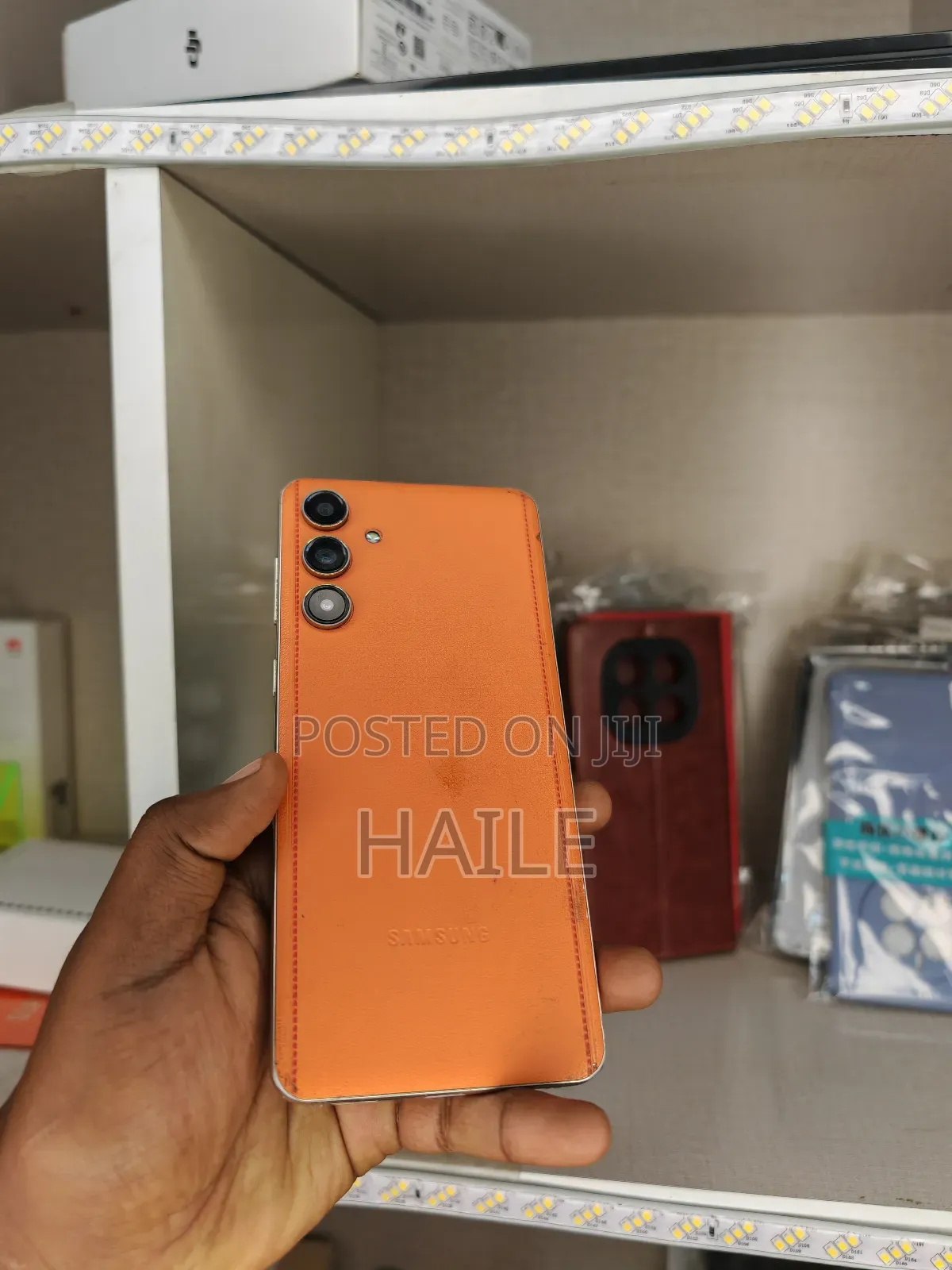 Samsung Galaxy F55 128 GB