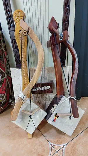 መሰንቆ (Mesenko)