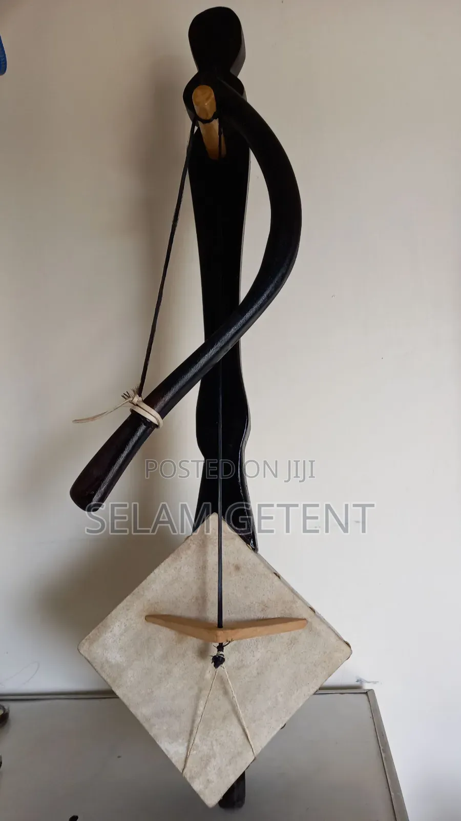 መሰንቆ (Mesenko)