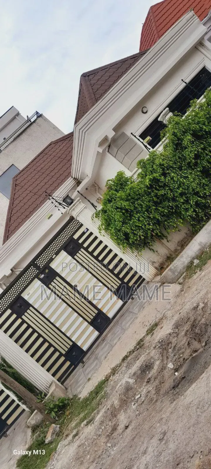 3bdrm Villa in Addis Abeba, Bole for sale