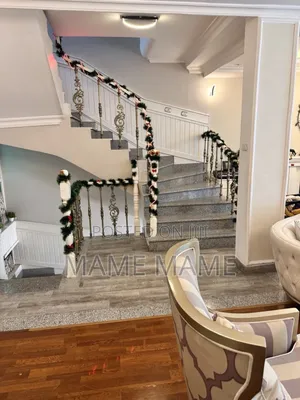 5bdrm House in Addis Abeba, Bole for sale