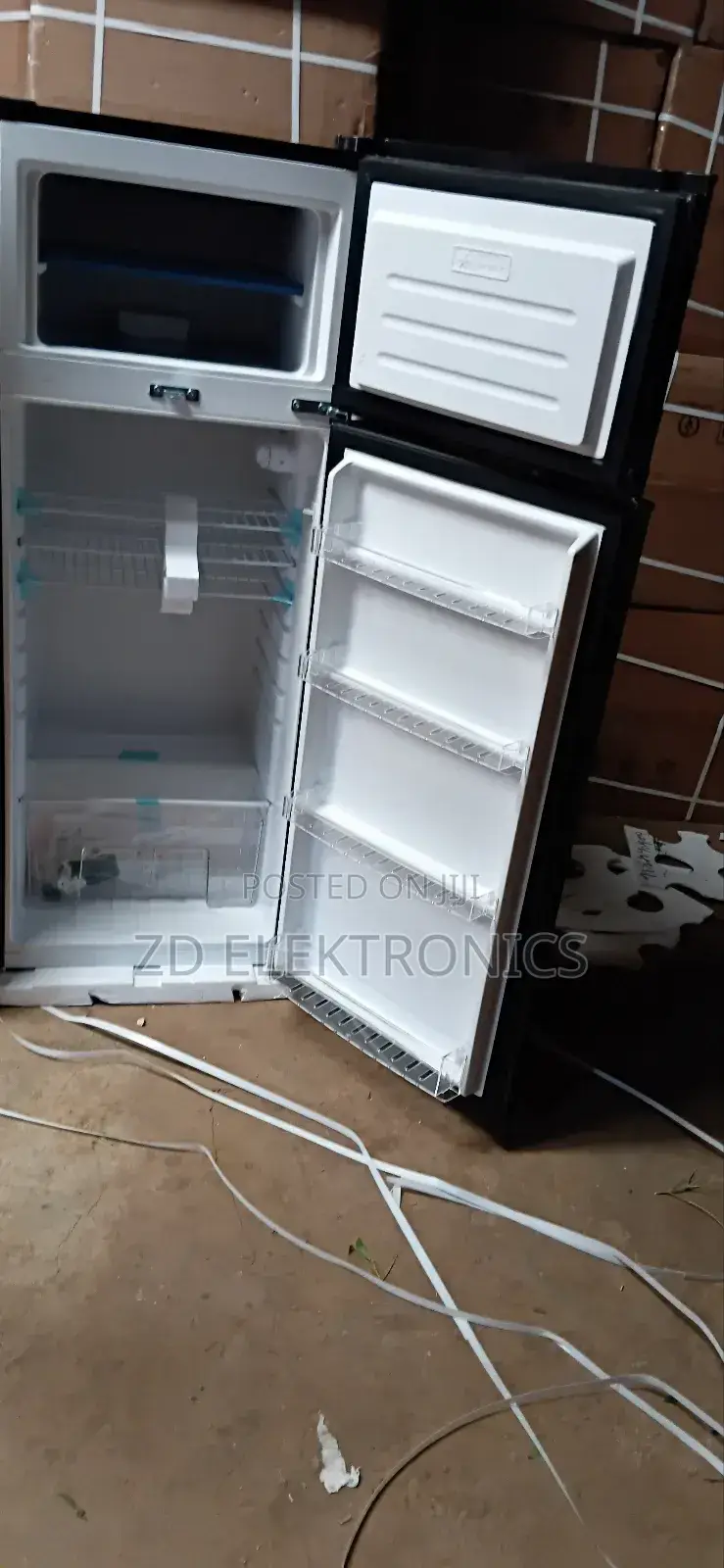 Boss Freij 330 Model Double Door Refrlgeator