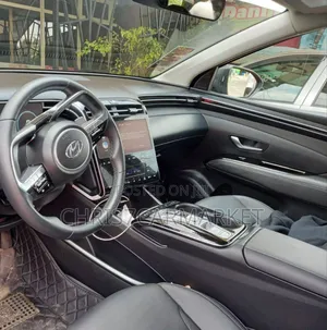 Hyundai Tucson SE 2022 Gray