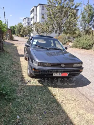 Toyota Carina 1.5 FWD Sedan 1992 Gray