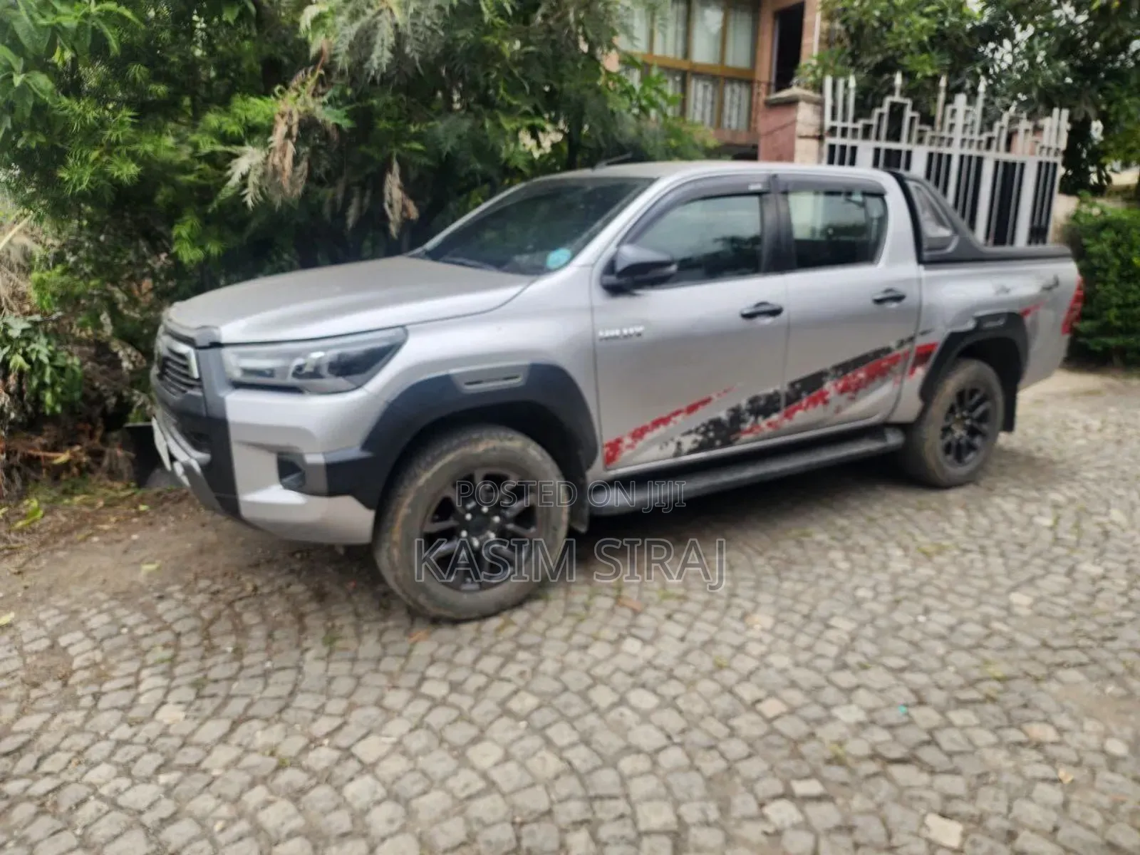 Toyota Hilux Revo Double Cab Deisel 2.8 AWD 2022 Silver