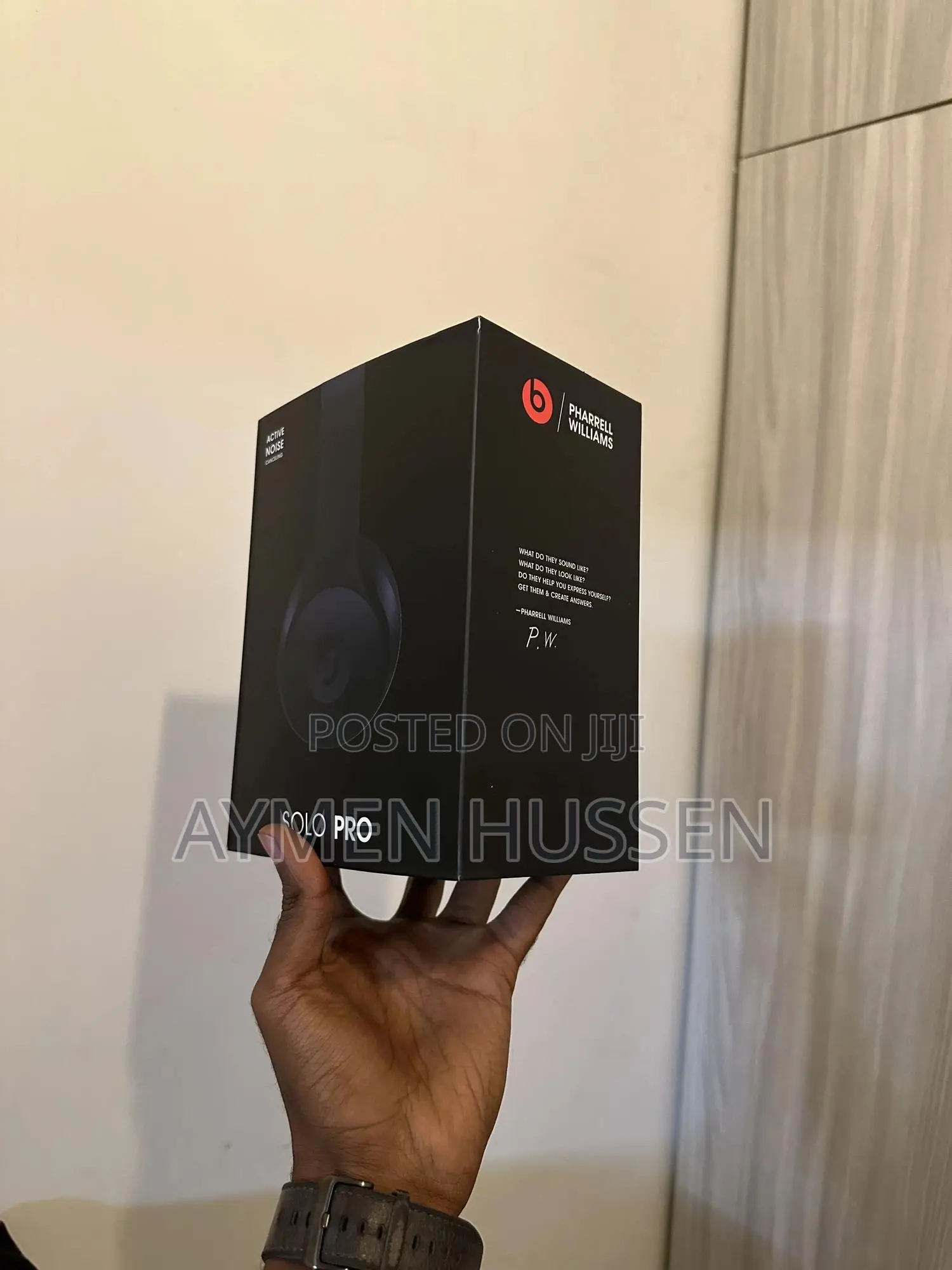 Beats Solo Pro – Active Noise Cancelling – Complete With Box Case