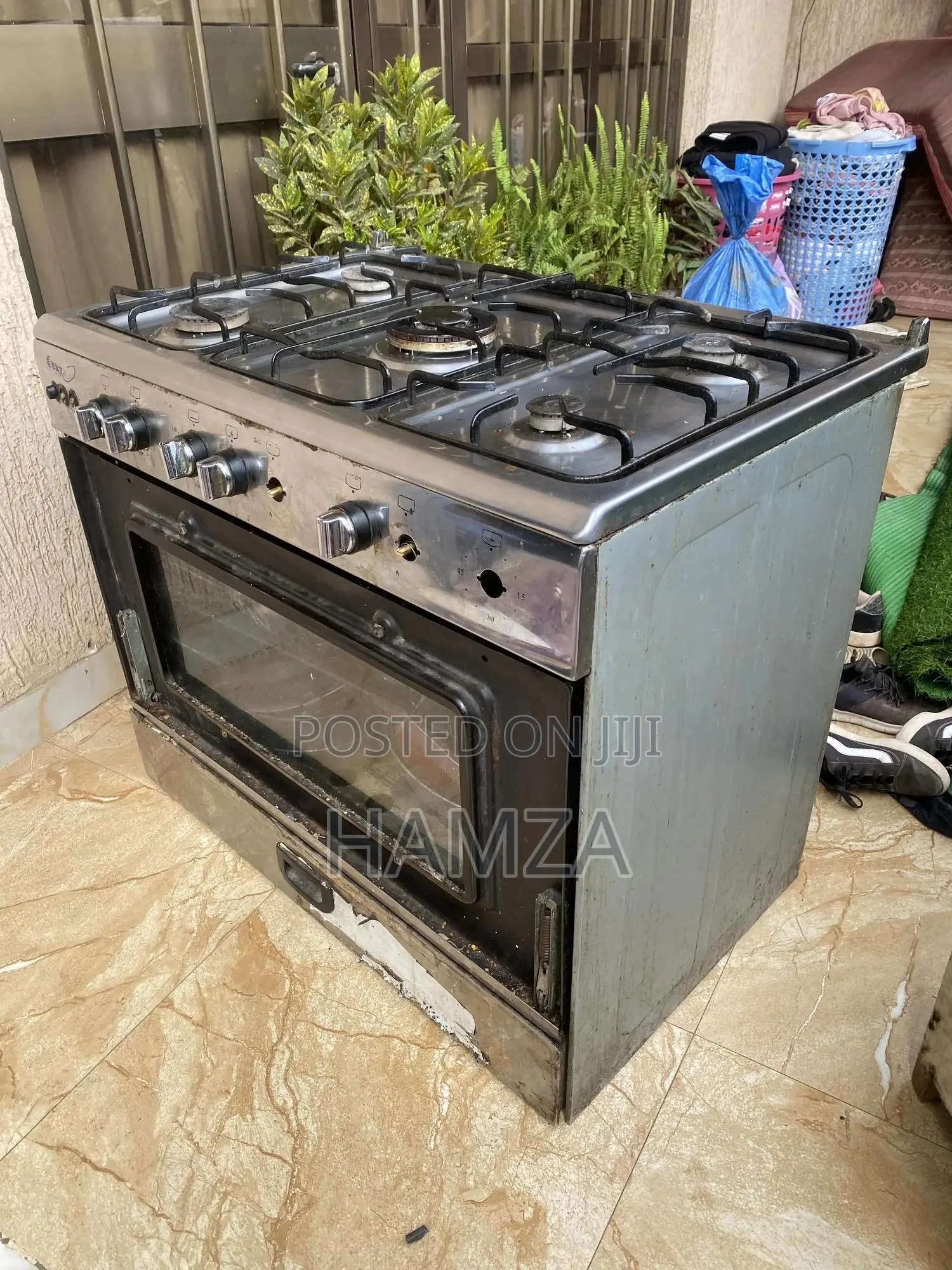Gas Stove With Oven