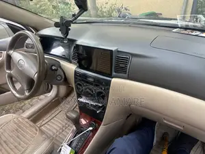 Toyota Corolla 2003 White