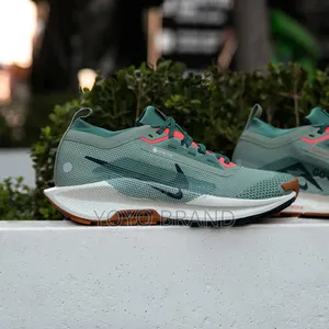 Nike Pegasus Trial Running Green Fashion Sneaker