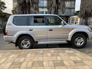 Toyota Land Cruiser Prado 2.7 16V 5dr 2001 Silver