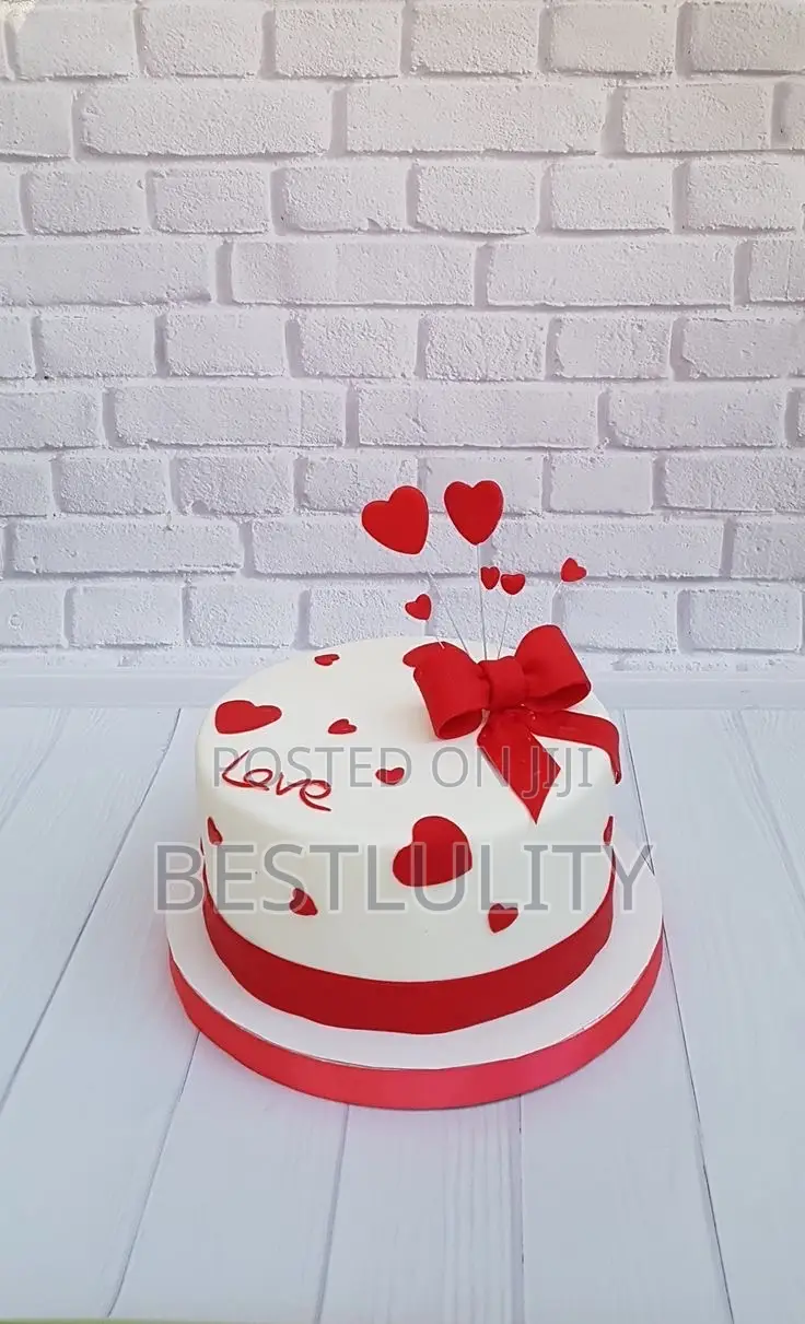 Valentine Cake Fresh and Tasty