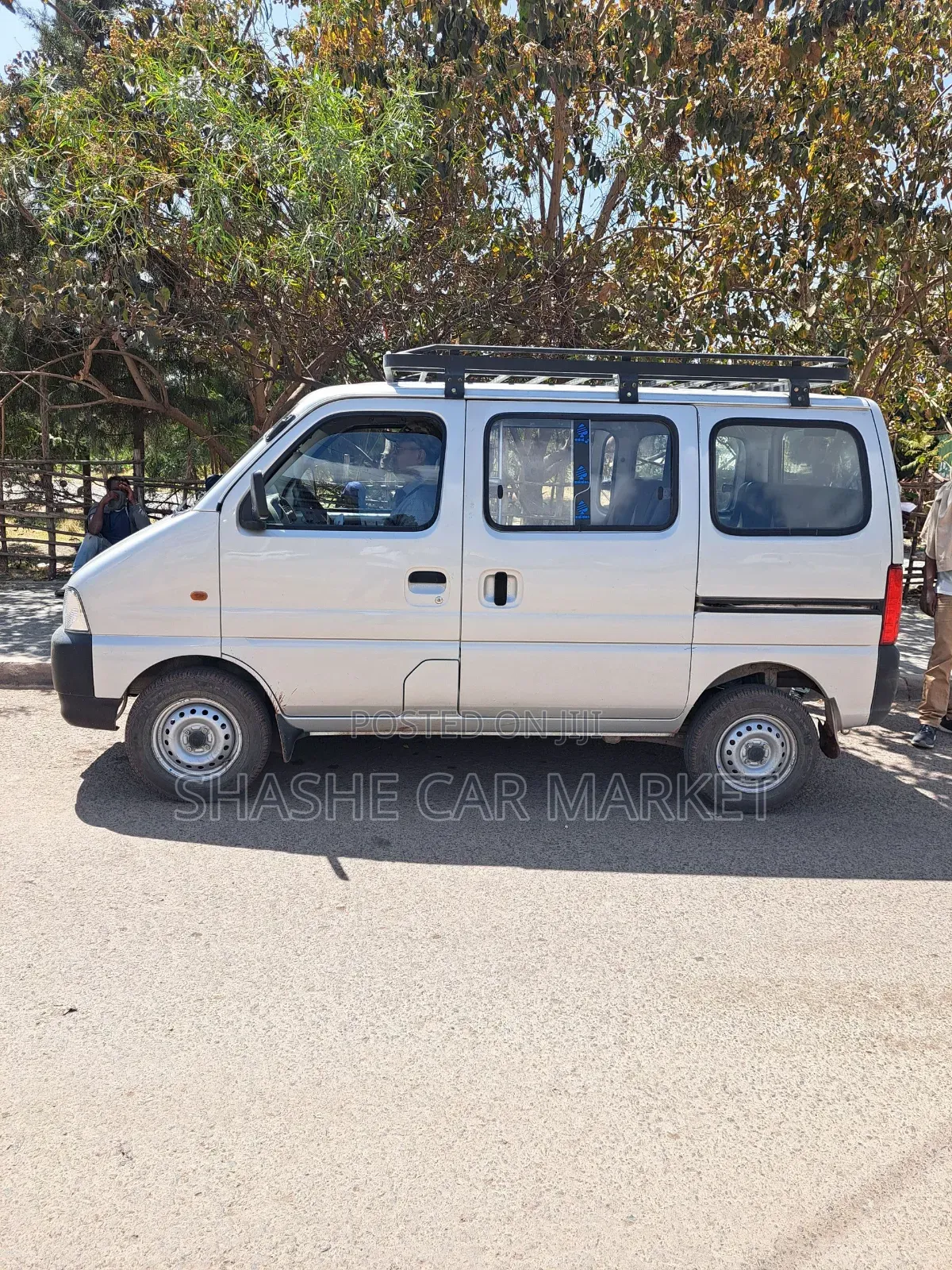 Suzuki Eeco 2025 White