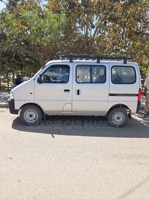 Suzuki Eeco 2025 White