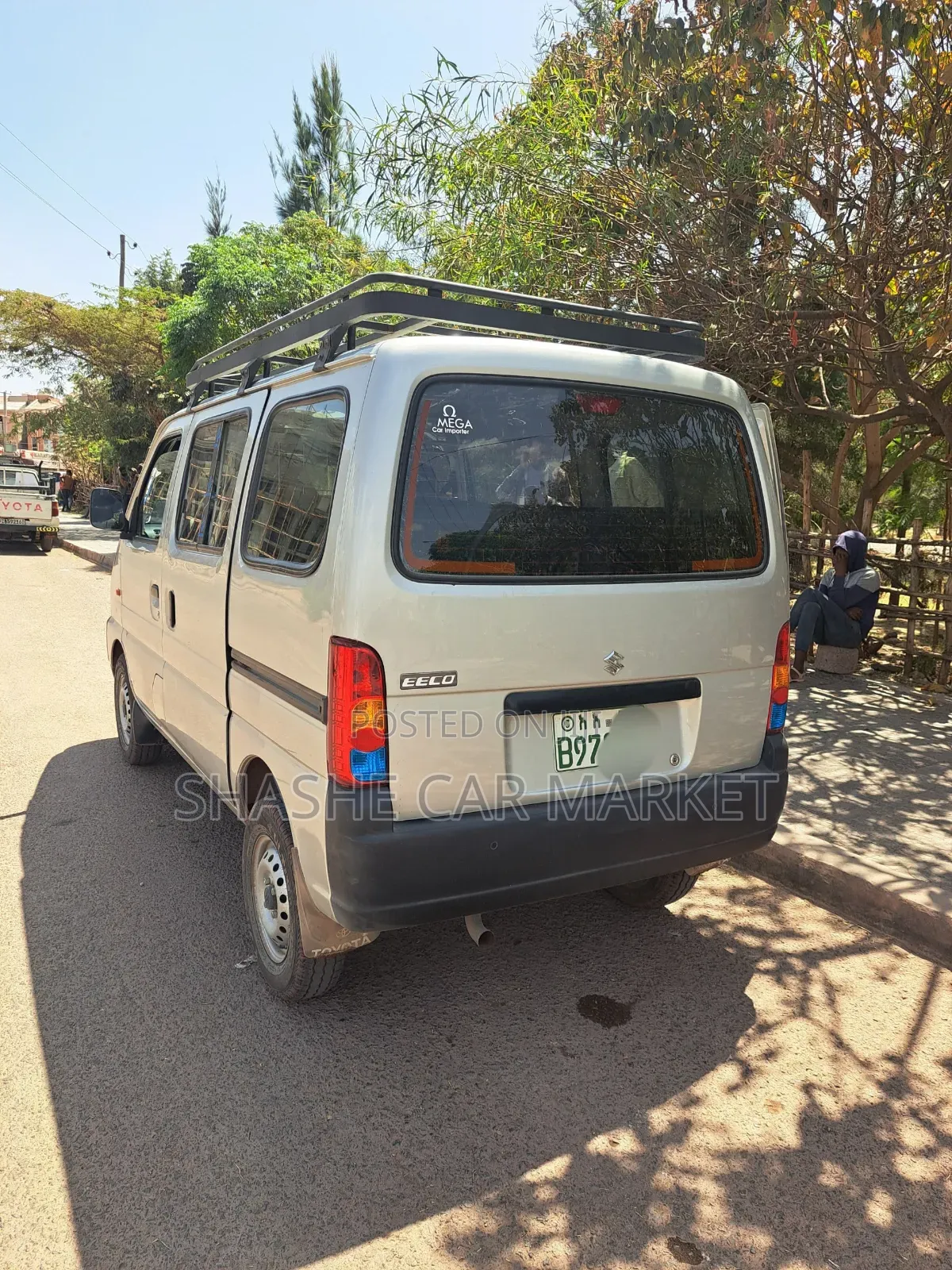 Suzuki Eeco 2025 White