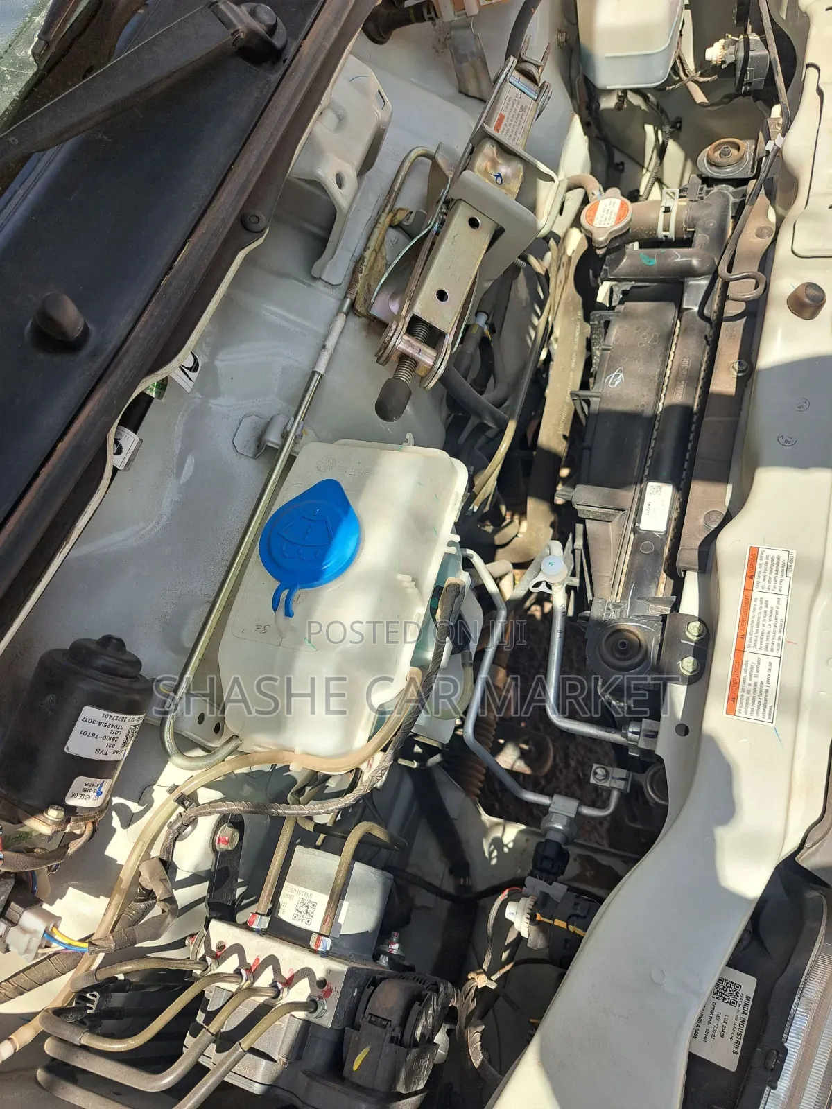 Suzuki Eeco 2025 White