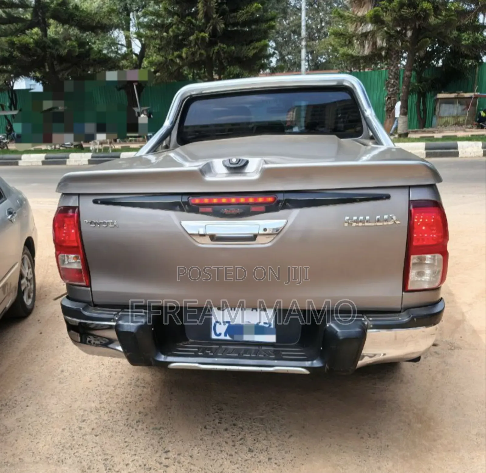 Toyota Hilux 2020 Silver