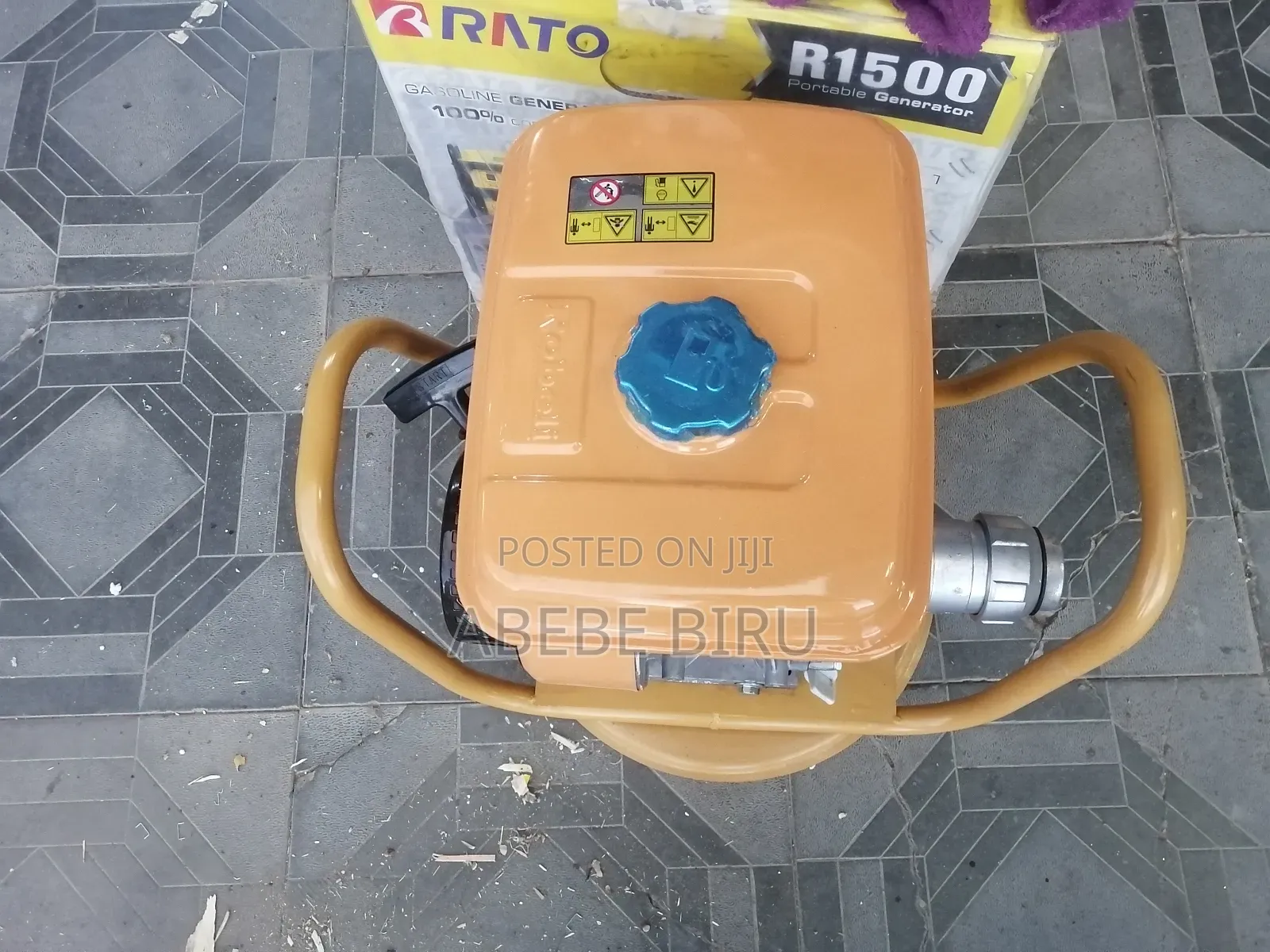 Robin Vibrator And It's Hose